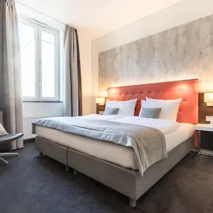 Garner - Mitte By Ihg Otel Berlin
