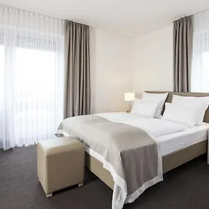 Senator Otel Münih