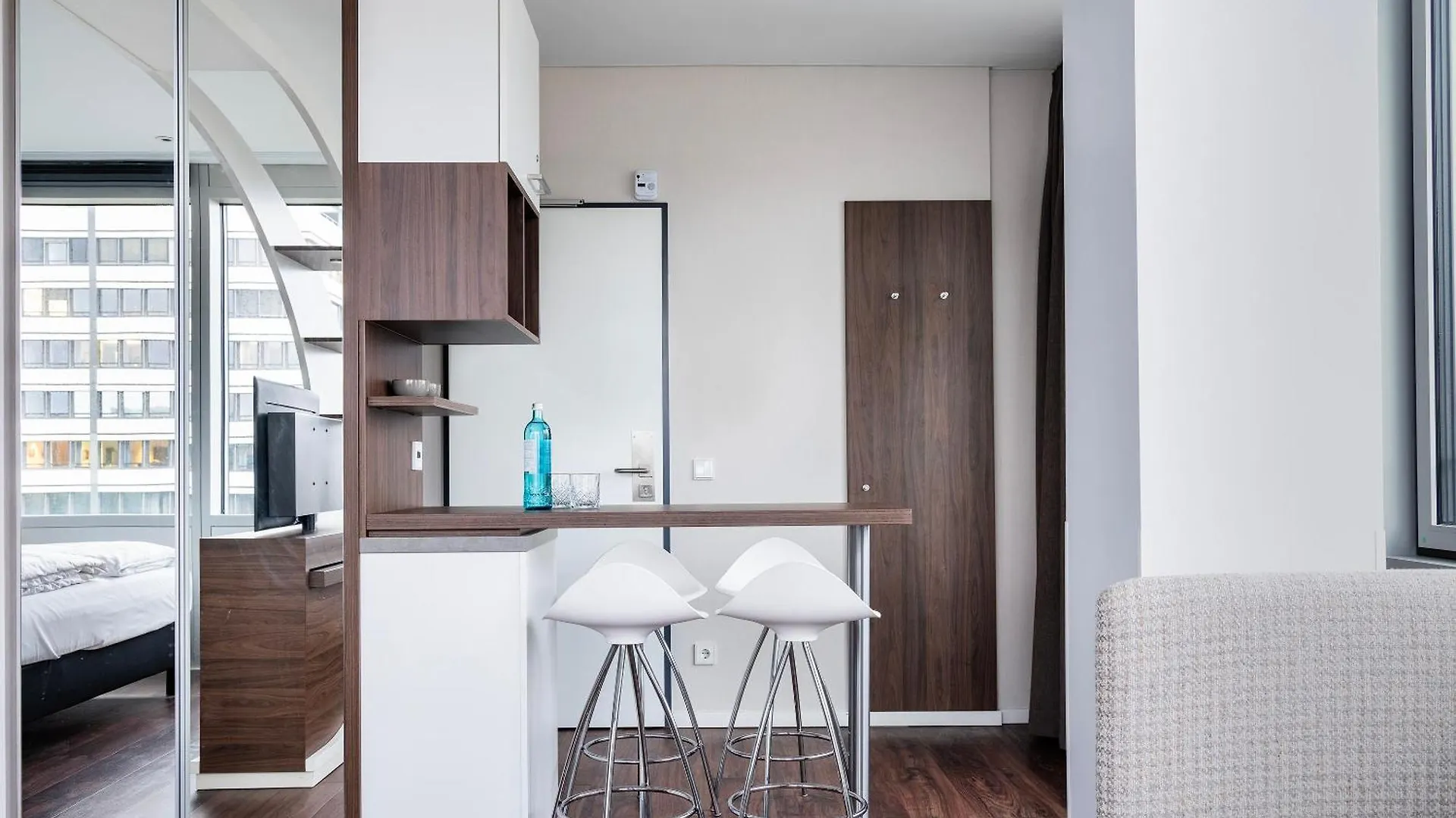 Numa Hamburg Fore