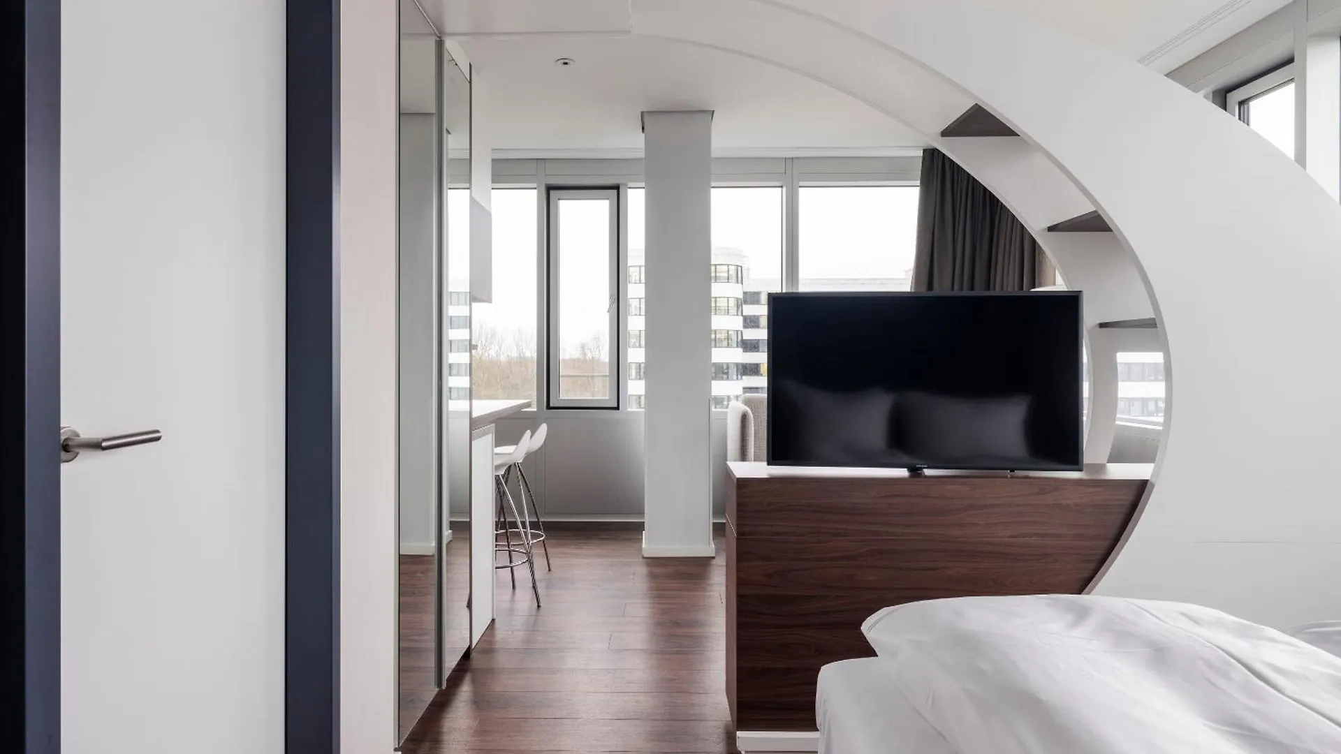 Numa Hamburg Fore